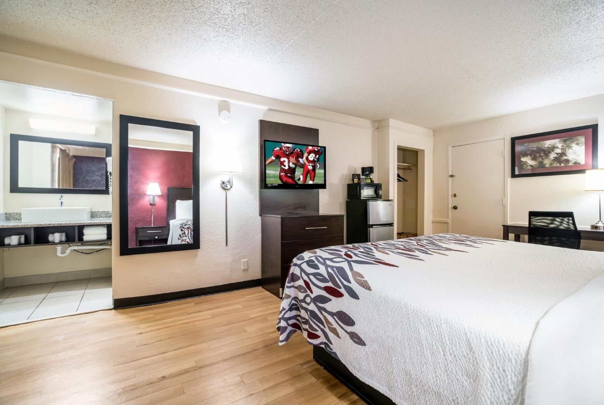 Red Roof Inn North Dallas - Park Central Ngoại thất bức ảnh