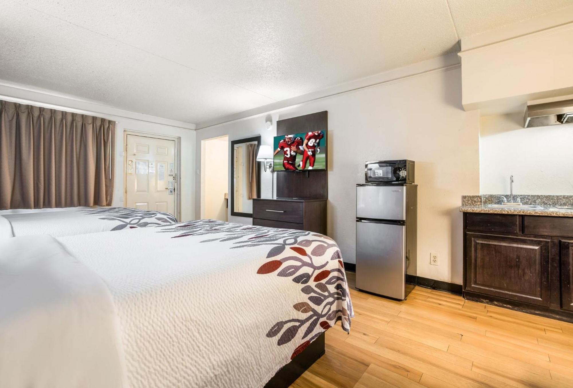 Red Roof Inn North Dallas - Park Central Ngoại thất bức ảnh