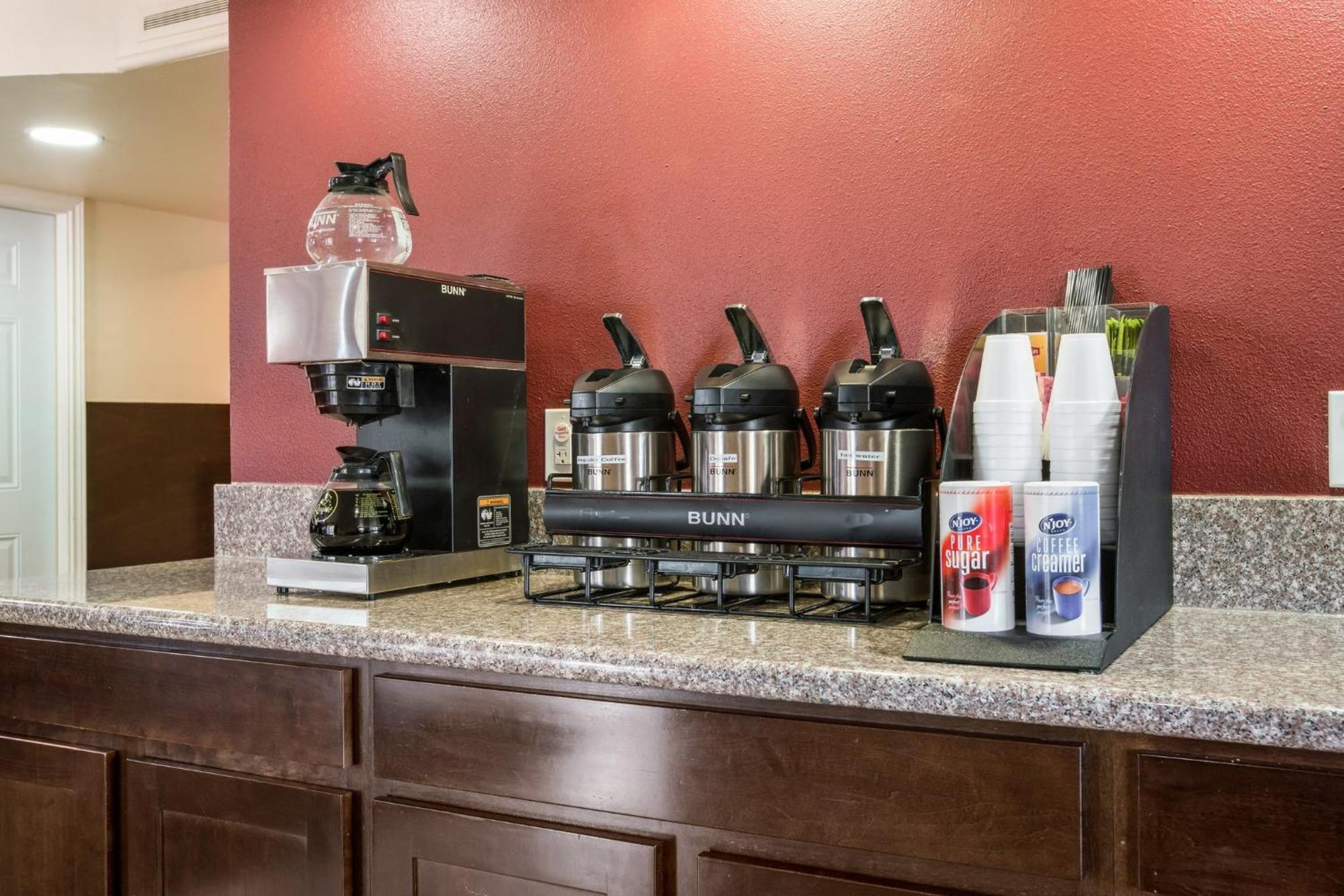Red Roof Inn North Dallas - Park Central Ngoại thất bức ảnh